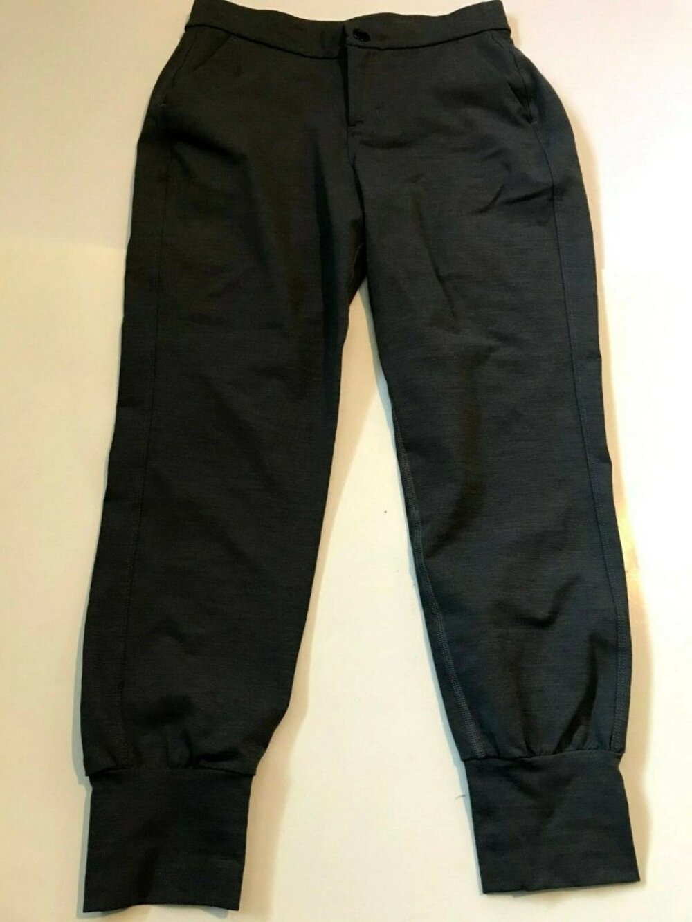 Iviva by Lululemon Capri Pants Youth Size 12 Gray